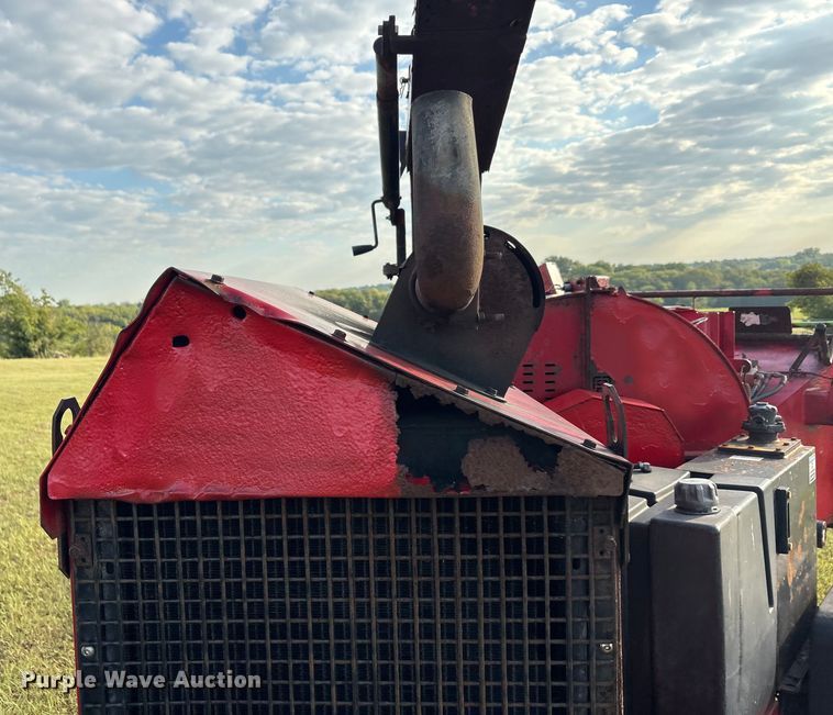 image for item EA7563 2013 Altec DC1317 wood chipper