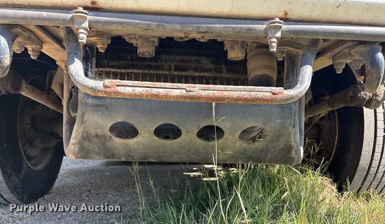 image for item EA7564 2002 Sterling SC8000 sweeper