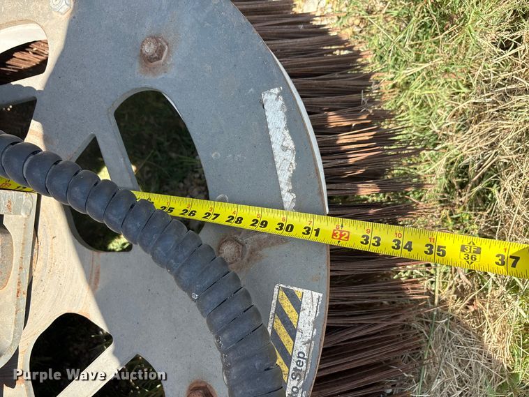 image for item EA7564 2002 Sterling SC8000 sweeper