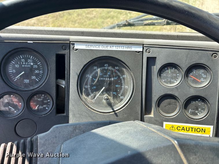 image for item EA7564 2002 Sterling SC8000 sweeper