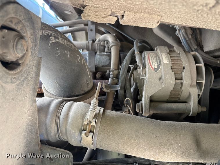 image for item EA7564 2002 Sterling SC8000 sweeper