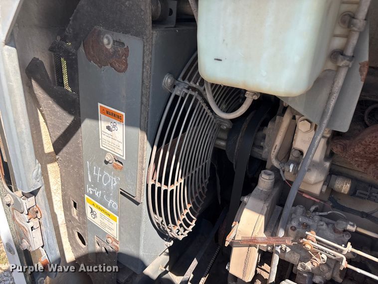 image for item EA7564 2002 Sterling SC8000 sweeper