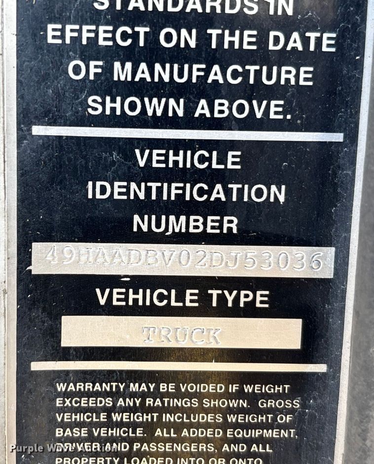 image for item EA7564 2002 Sterling SC8000 sweeper