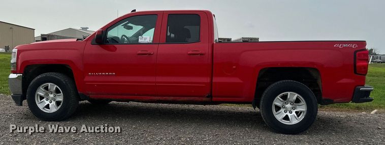 image for item EB2870 2016 Chevrolet Silverado 1500 LT Double Cab pickup truck