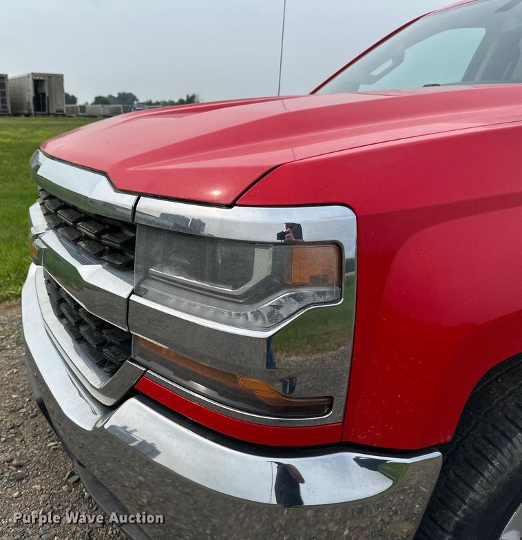 image for item EB2870 2016 Chevrolet Silverado 1500 LT Double Cab pickup truck