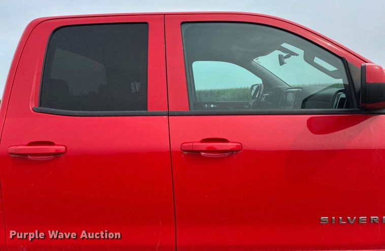 image for item EB2870 2016 Chevrolet Silverado 1500 LT Double Cab pickup truck