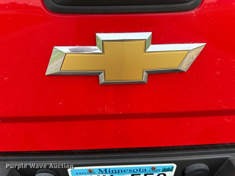 image for item EB2870 2016 Chevrolet Silverado 1500 LT Double Cab pickup truck