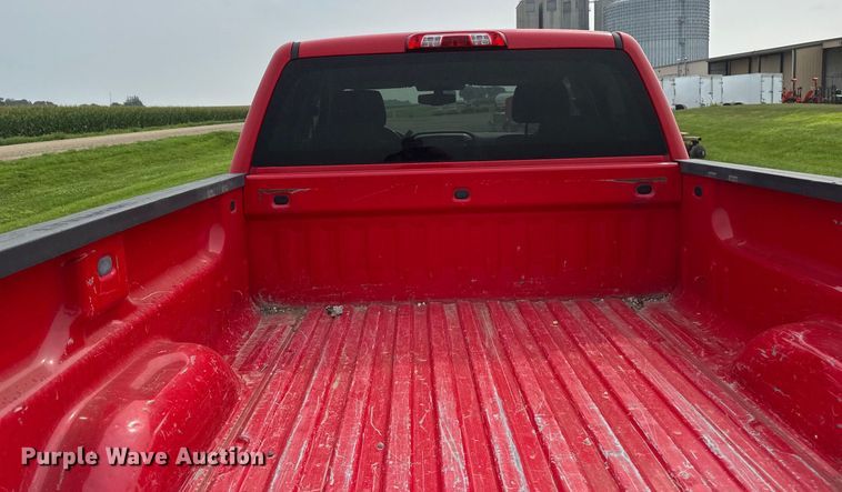 image for item EB2870 2016 Chevrolet Silverado 1500 LT Double Cab pickup truck