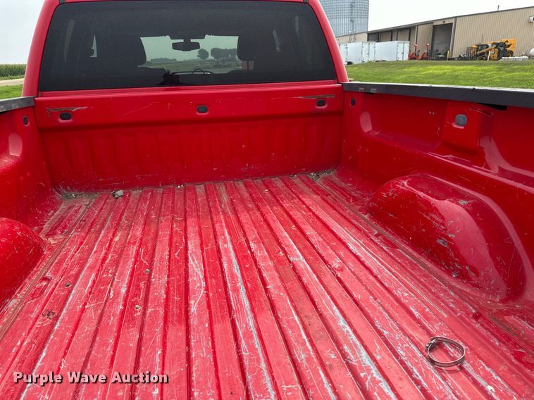 image for item EB2870 2016 Chevrolet Silverado 1500 LT Double Cab pickup truck