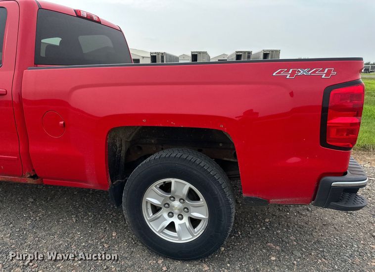 image for item EB2870 2016 Chevrolet Silverado 1500 LT Double Cab pickup truck