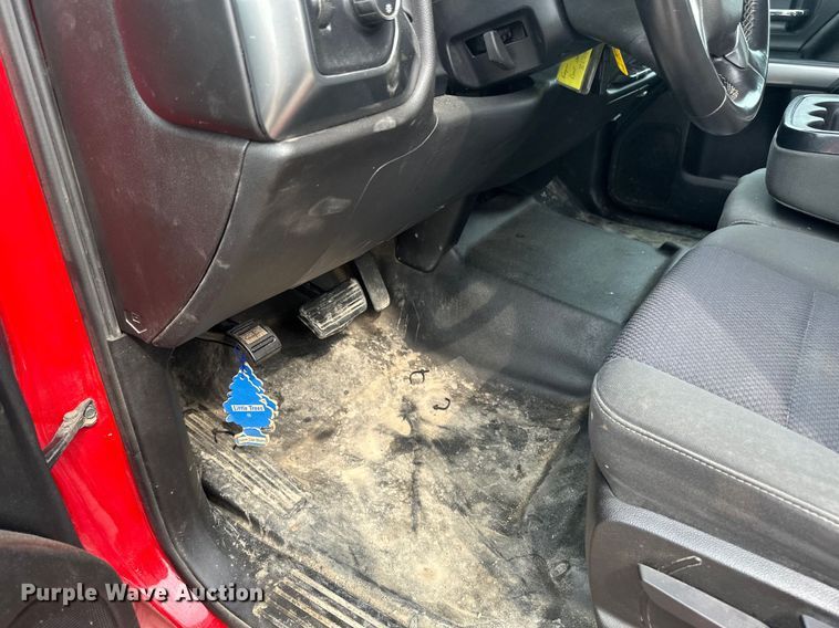 image for item EB2870 2016 Chevrolet Silverado 1500 LT Double Cab pickup truck