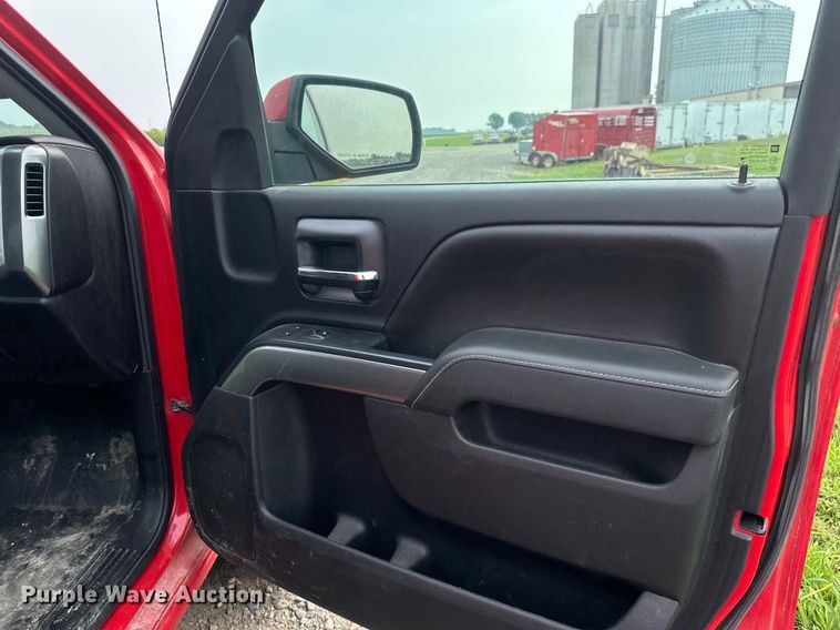 image for item EB2870 2016 Chevrolet Silverado 1500 LT Double Cab pickup truck