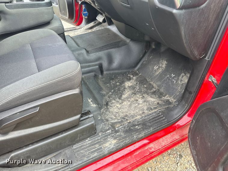 image for item EB2870 2016 Chevrolet Silverado 1500 LT Double Cab pickup truck