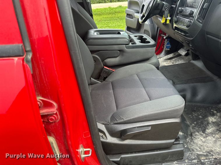 image for item EB2870 2016 Chevrolet Silverado 1500 LT Double Cab pickup truck