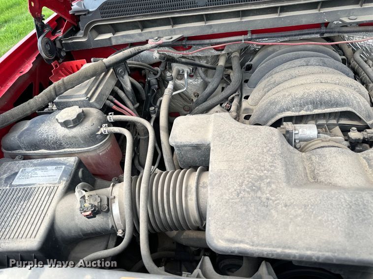 image for item EB2870 2016 Chevrolet Silverado 1500 LT Double Cab pickup truck