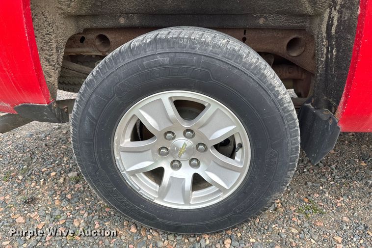 image for item EB2870 2016 Chevrolet Silverado 1500 LT Double Cab pickup truck