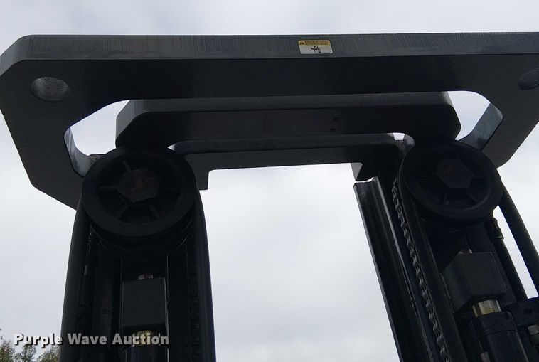 image for item EC1191 2017 UniCarriers CFS40 forklift