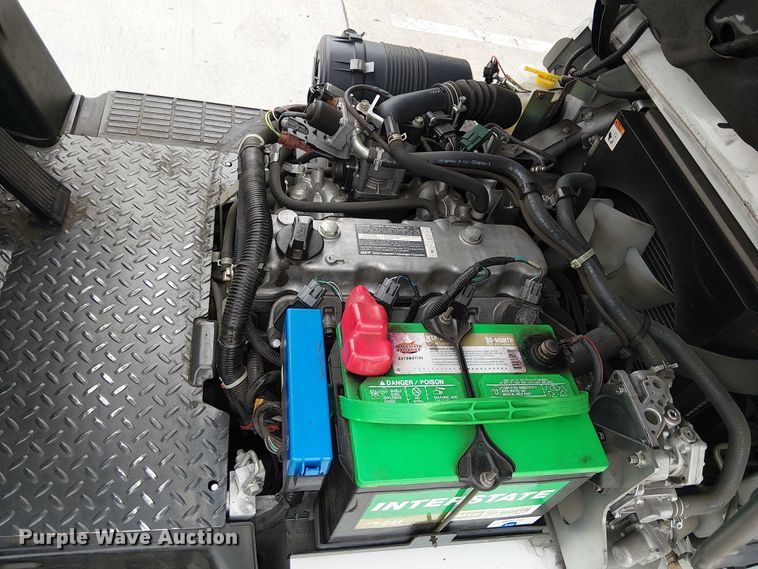 image for item EC1191 2017 UniCarriers CFS40 forklift