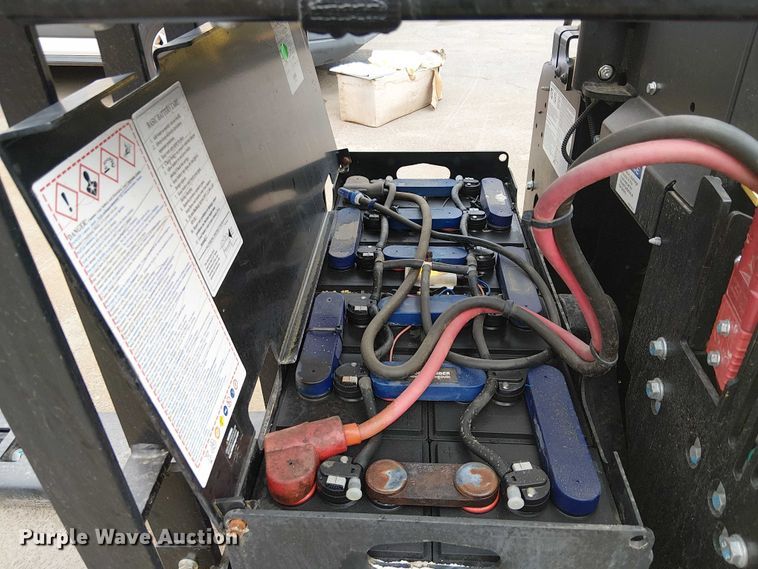 image for item EC1218 2023 Hyster B60ZAC2 pallet jack