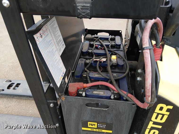 image for item EC1219 2023 Hyster B60ZAC2 pallet jack