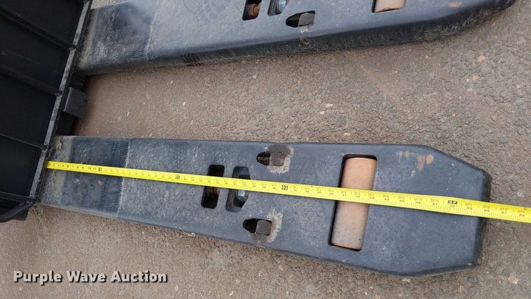 image for item EC1219 2023 Hyster B60ZAC2 pallet jack