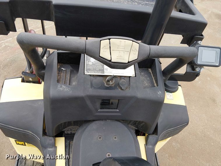 image for item EC1219 2023 Hyster B60ZAC2 pallet jack