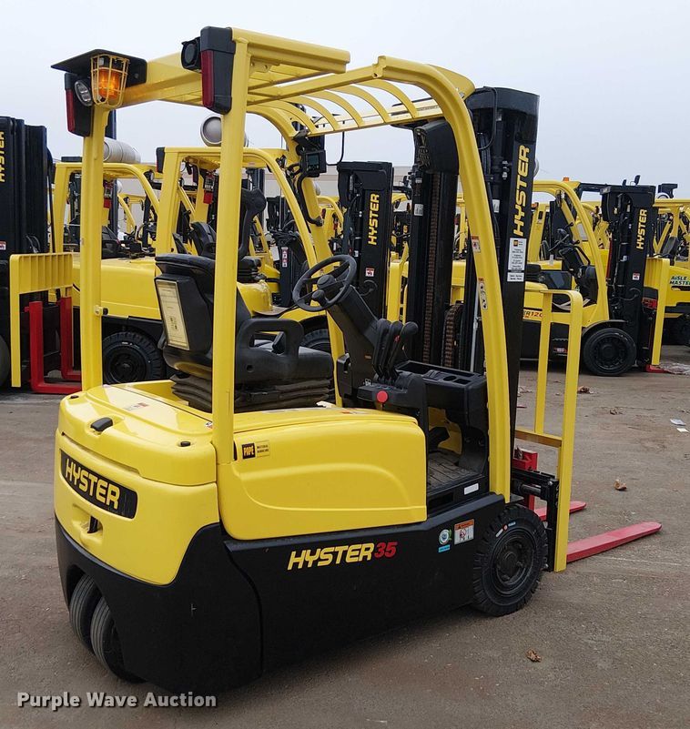 image for item EC1220 2023 Hyster J35XNT forklift