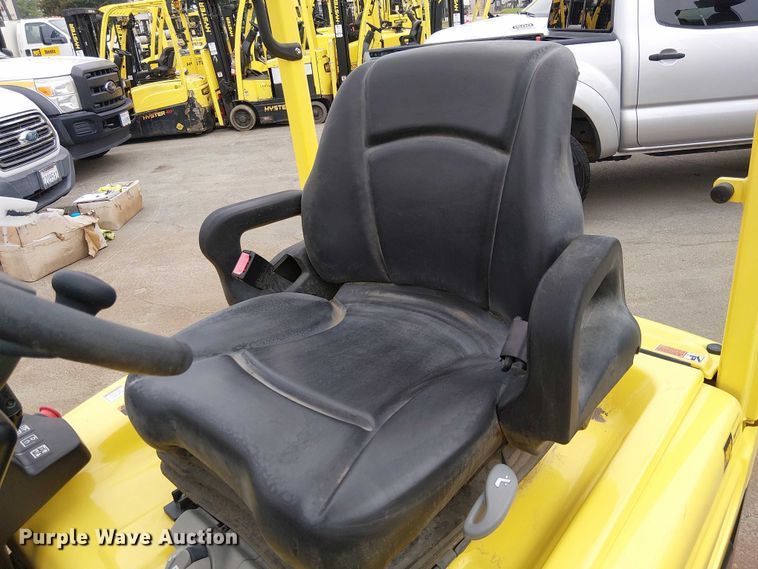 image for item EC1220 2023 Hyster J35XNT forklift