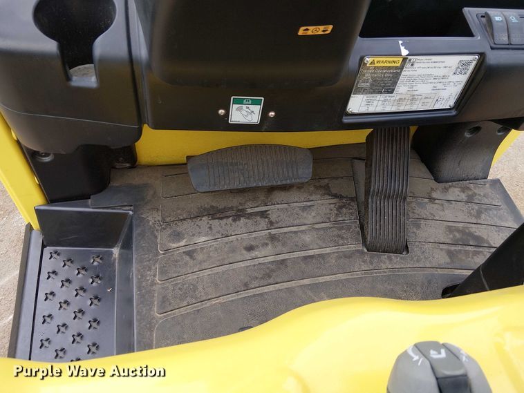 image for item EC1220 2023 Hyster J35XNT forklift