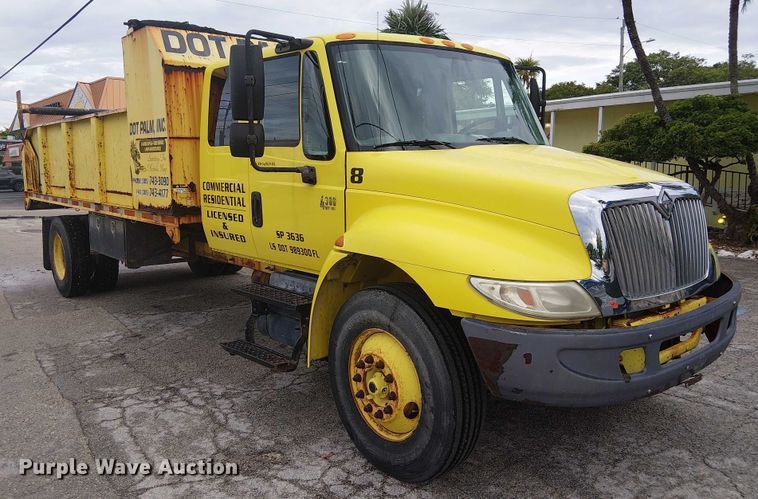 image for item EC3824 2007 International 4300 dump truck