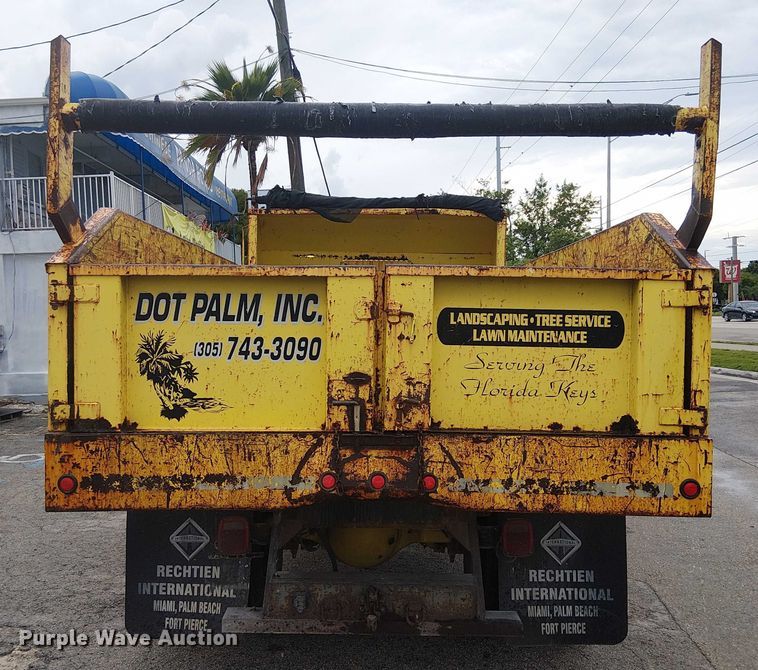 image for item EC3824 2007 International 4300 dump truck