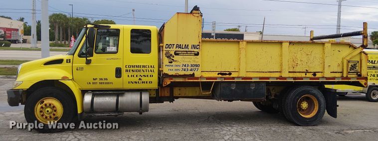 image for item EC3824 2007 International 4300 dump truck