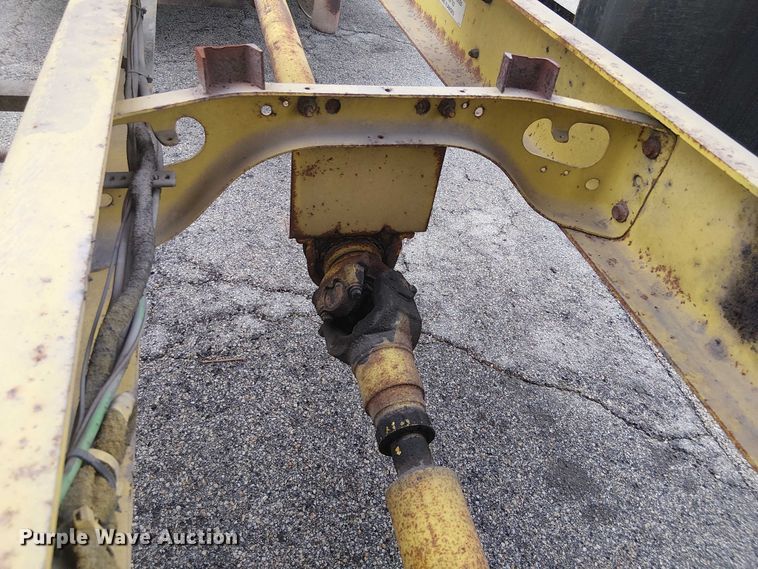 image for item EC3824 2007 International 4300 dump truck