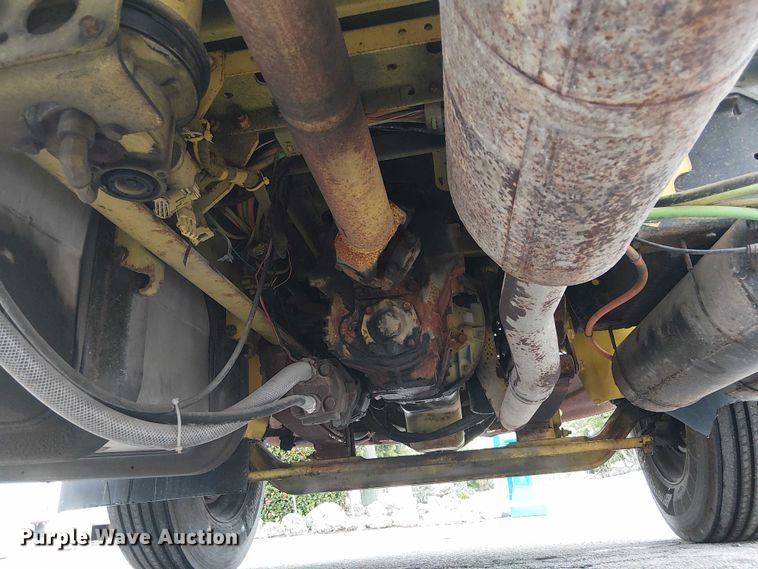 image for item EC3824 2007 International 4300 dump truck