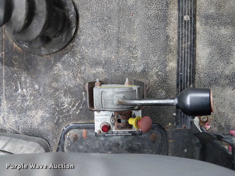 image for item EC3824 2007 International 4300 dump truck