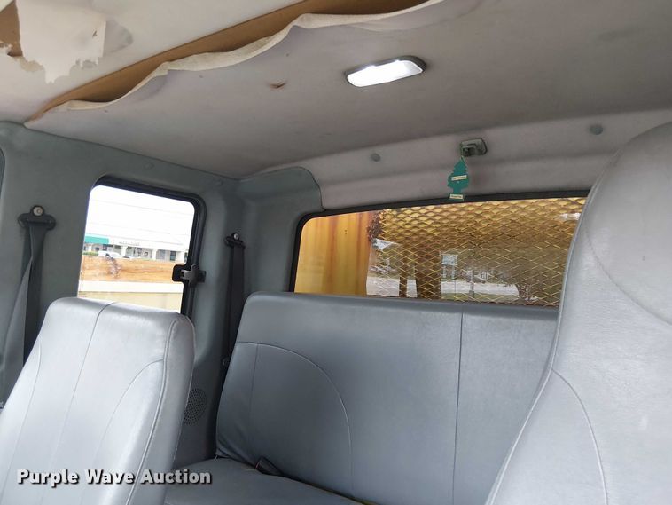 image for item EC3824 2007 International 4300 dump truck