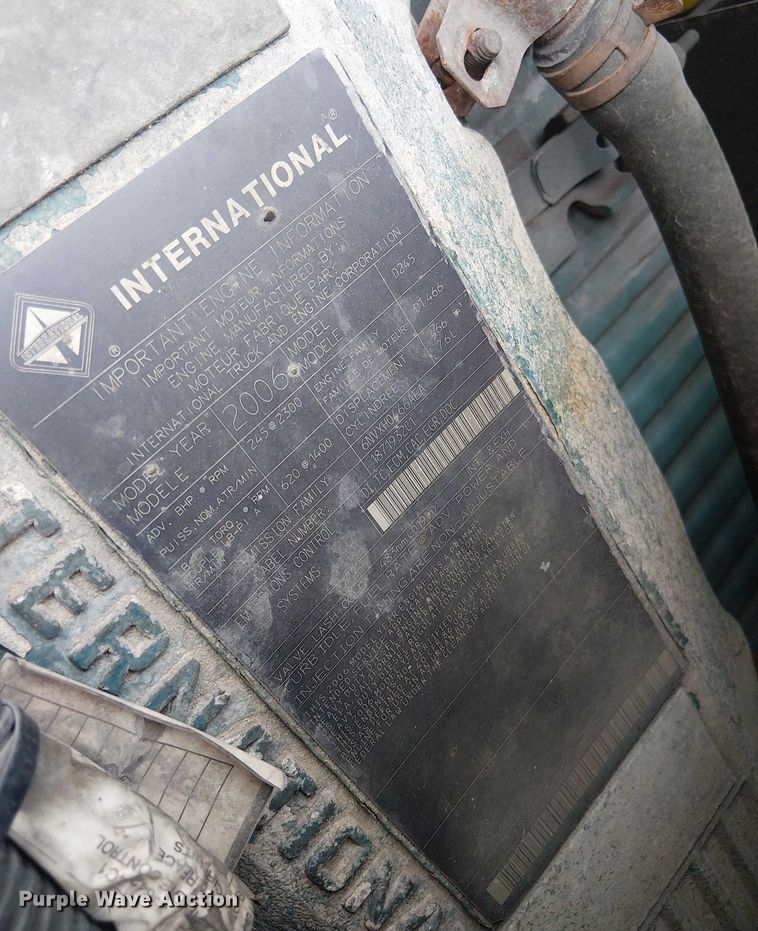 image for item EC3824 2007 International 4300 dump truck