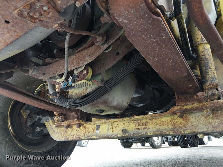 image for item EC3824 2007 International 4300 dump truck