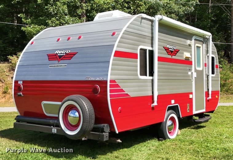 image for item EC3849 2017 Riverside Retro 177SE White Water camper