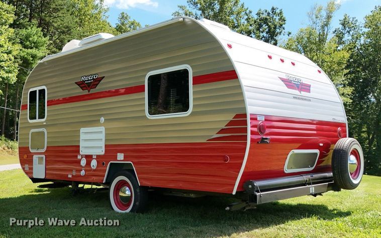 image for item EC3849 2017 Riverside Retro 177SE White Water camper