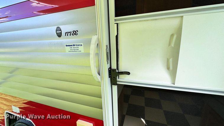 image for item EC3849 2017 Riverside Retro 177SE White Water camper