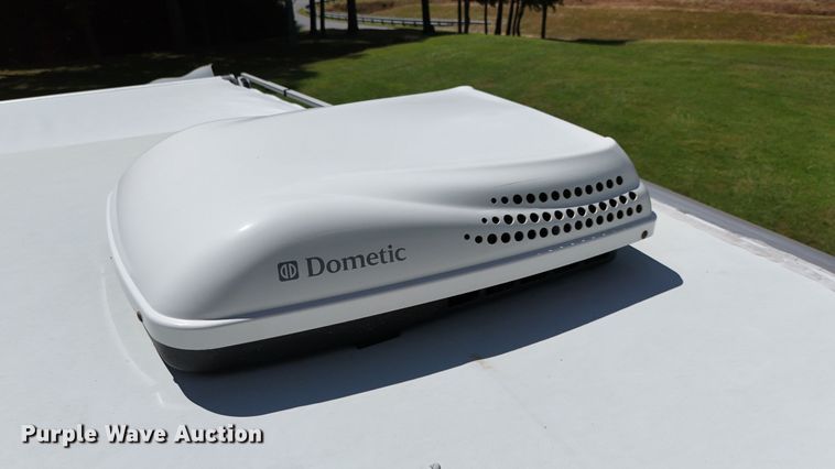 image for item EC3849 2017 Riverside Retro 177SE White Water camper