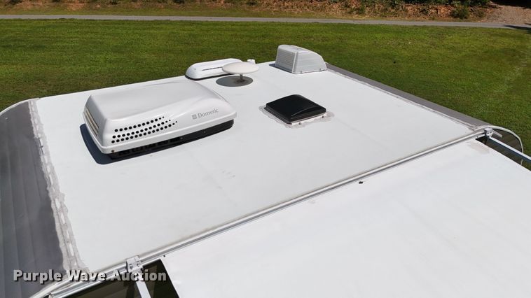 image for item EC3849 2017 Riverside Retro 177SE White Water camper