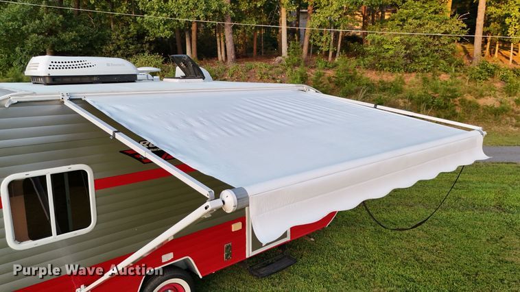 image for item EC3849 2017 Riverside Retro 177SE White Water camper