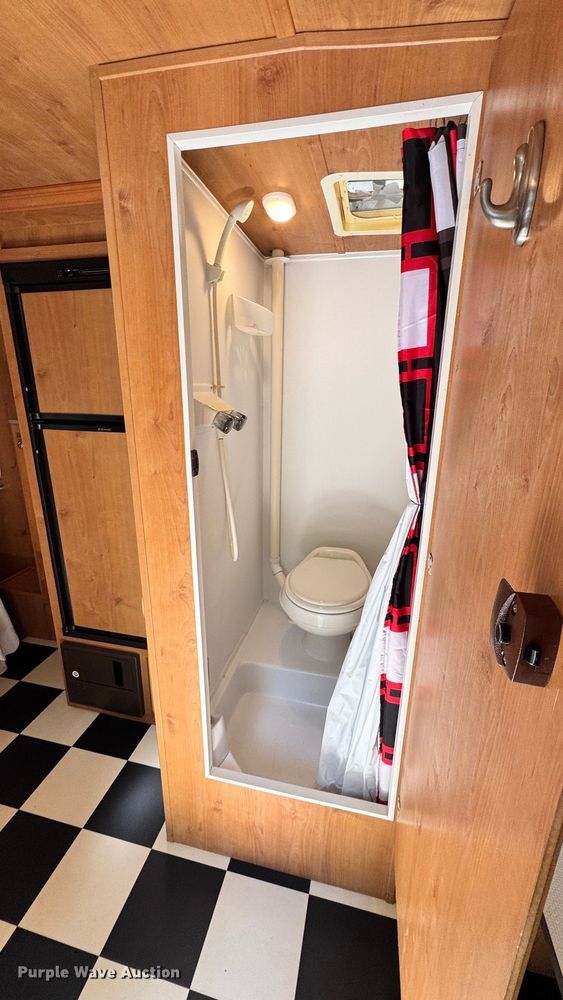 image for item EC3849 2017 Riverside Retro 177SE White Water camper