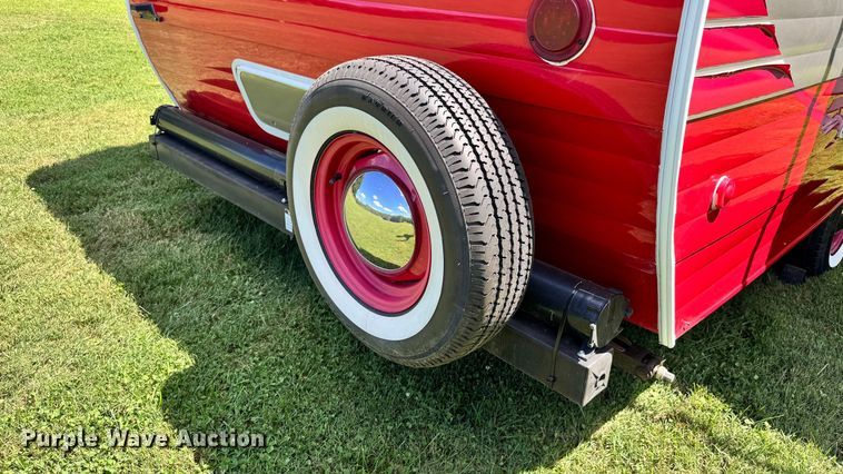 image for item EC3849 2017 Riverside Retro 177SE White Water camper