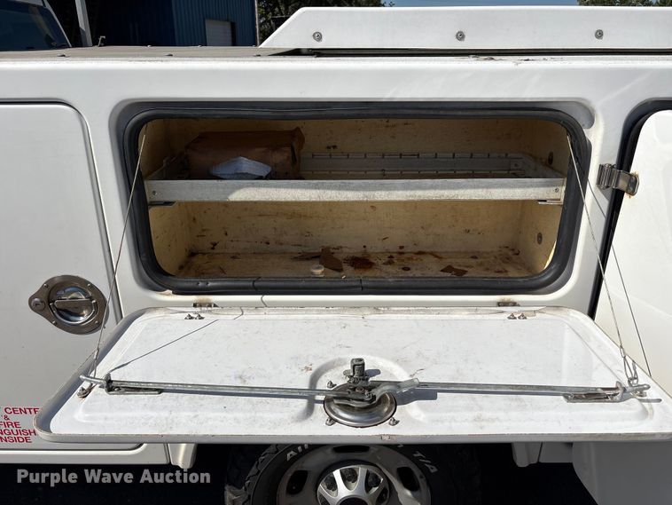 image for item EC4430 2013 Chevrolet Silverado 2500HD utility bed pickup truck