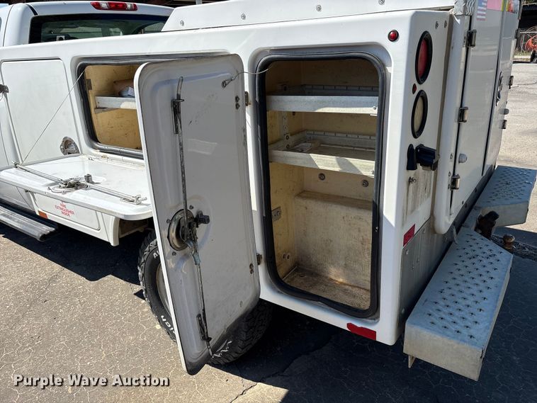 image for item EC4430 2013 Chevrolet Silverado 2500HD utility bed pickup truck