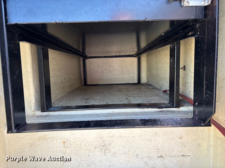 image for item EC4430 2013 Chevrolet Silverado 2500HD utility bed pickup truck