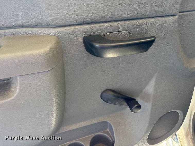 image for item EC4430 2013 Chevrolet Silverado 2500HD utility bed pickup truck